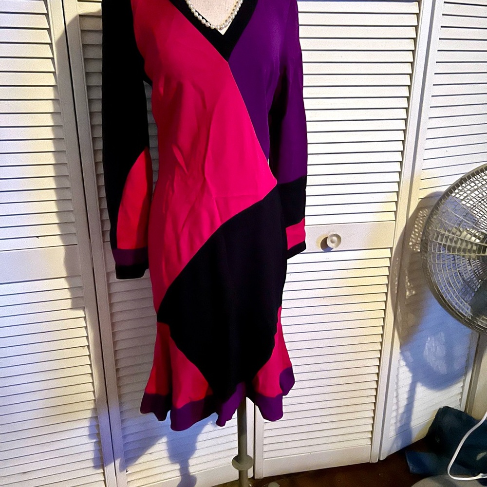 Colorblock V-Neck Dress
